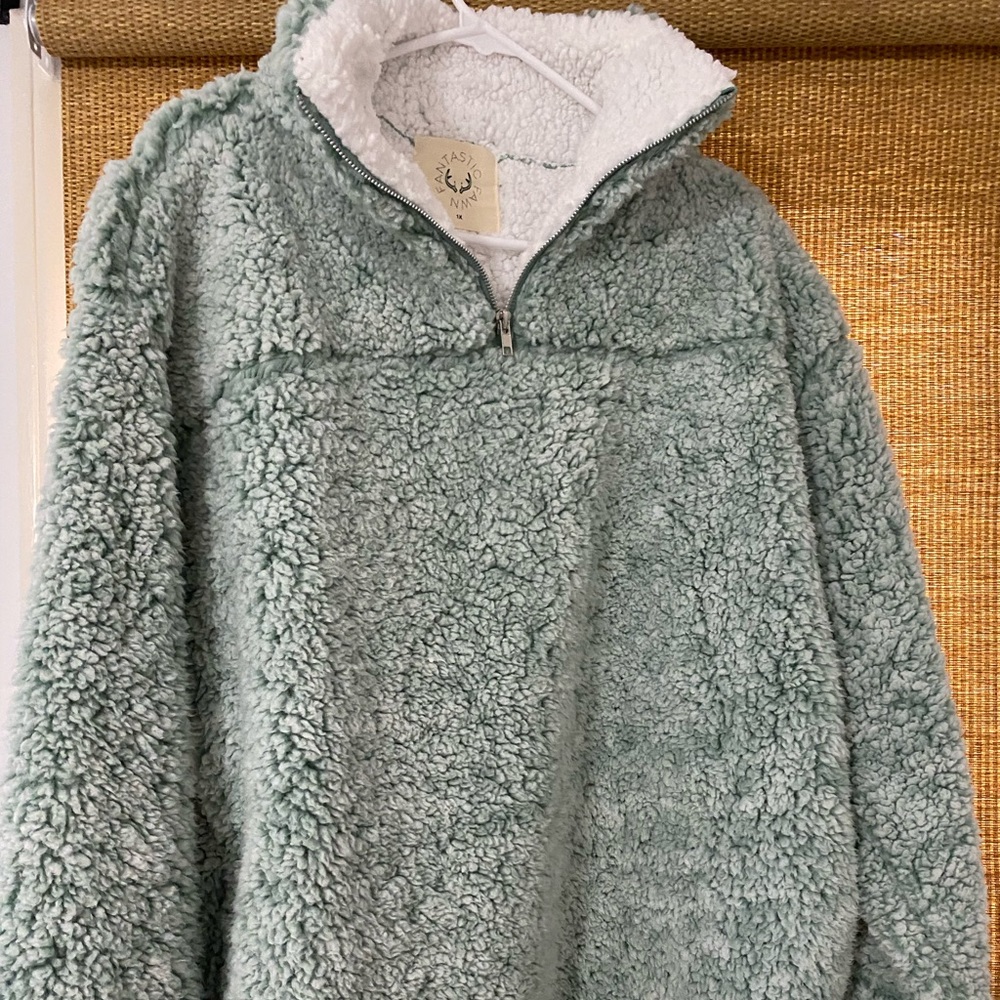 Super cozy half zip fleece!